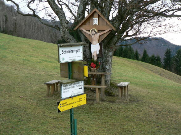 Der Schneeherrgott