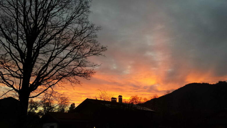 Sonnenaufgang in der Gasse