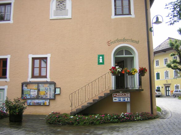 Tourismusverband/B\u00fcro