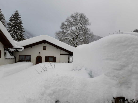 Ferienhaus Heidtmann im Januar 2019 mit 1,20 m Schnee