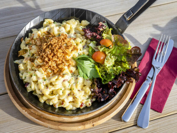 Käsespätzle in der Brösel Alm