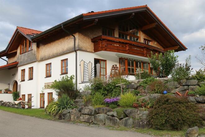 Gepflegtes Landhaus in ruhiger Lage