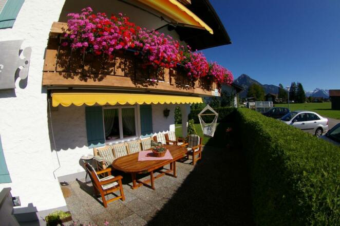Gästeterrasse im Gästehaus Wiesenhof