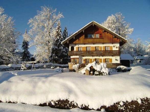 Haus Seeblick im Winter
