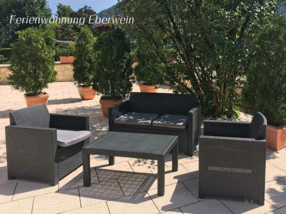 Ferienwohnung Eberwein - Terrasse mit Sitzecke