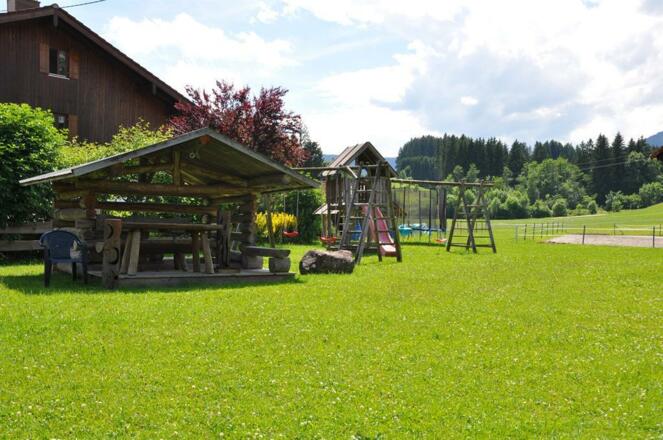 Spielwiese im Hotel Landhaus Schmid