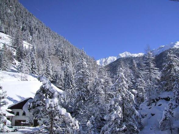 Februar im Stuibenfall