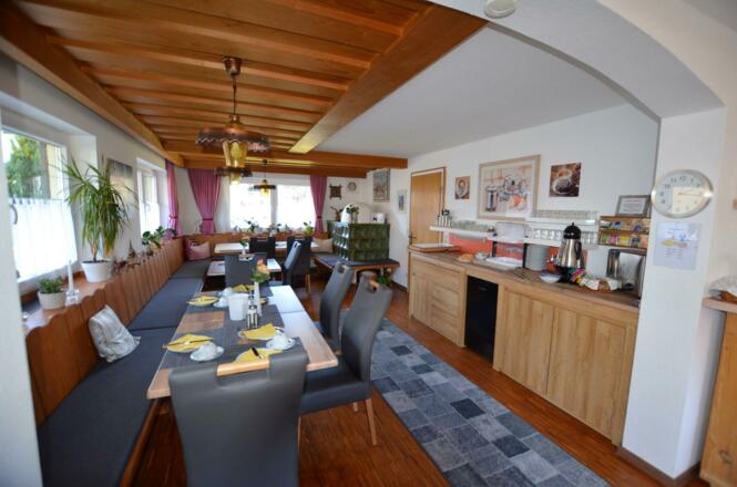 Frühstücksraum (4)