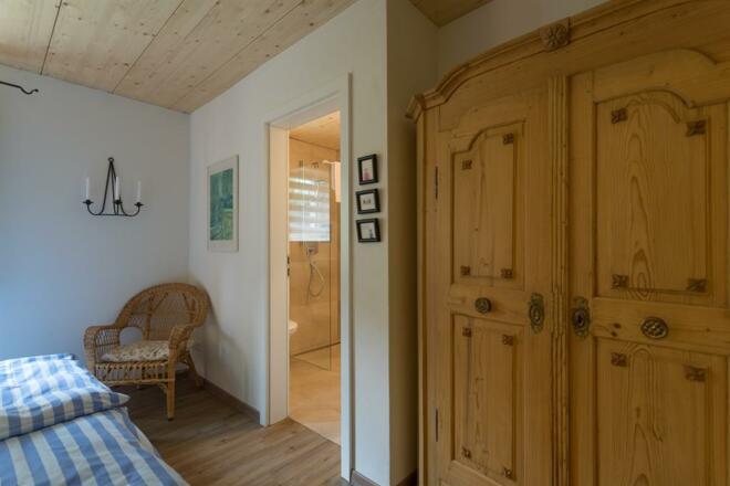 Schlafzimmer 2 mit eigenem Bad