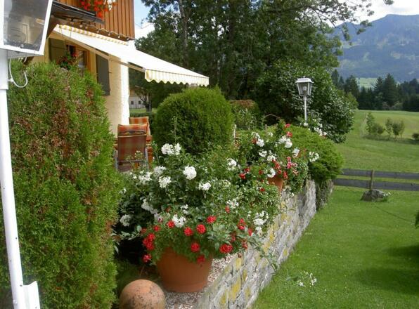 Geniesen Sie auf unserer Sonnenterasse