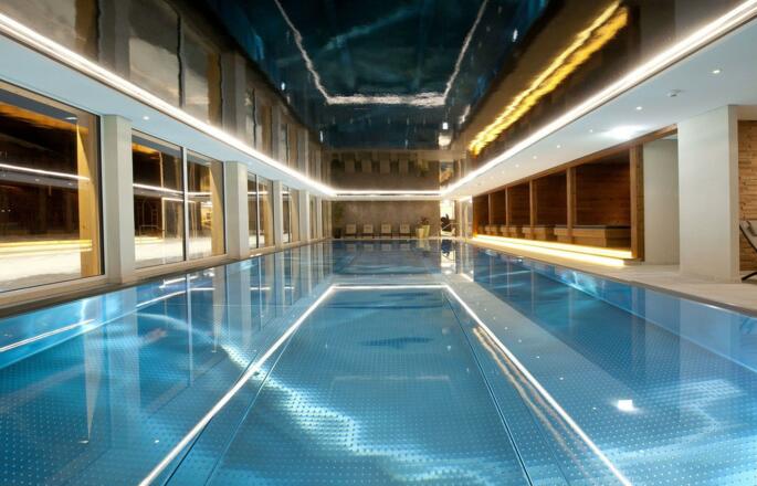 20 Meter langer Pool