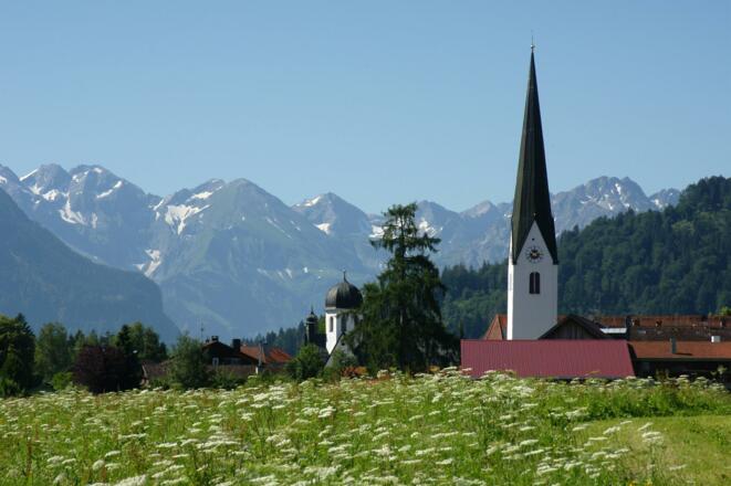 Fischen_Pfarrkirche_mit_Frauenkapelle_g