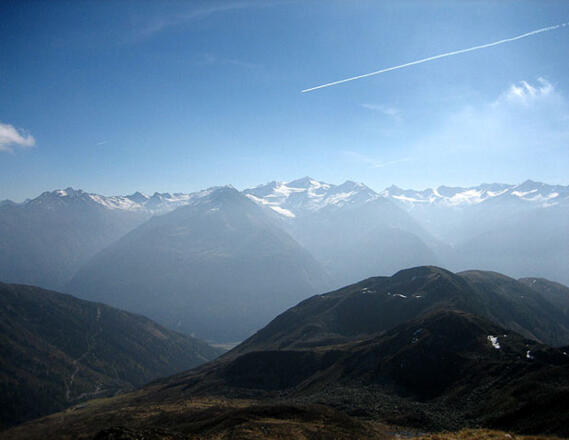 Wunderschöne Aussicht am Gipfel