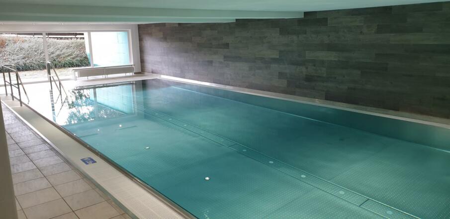 Schwimmbad in Weilerstr. 21