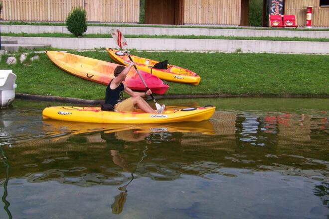 Kanu-, und Kajakverleih beim Seecafé im Strandbad Obertraun