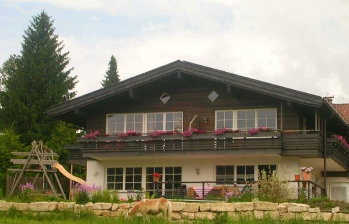 Ferienwohnung Anna Lena Haus im Sommer