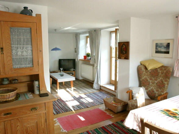 von der Essecke zum Wohnzimmer