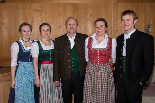 Wir, die Familie Wittmoser freuen uns auf Ihren Besuch!