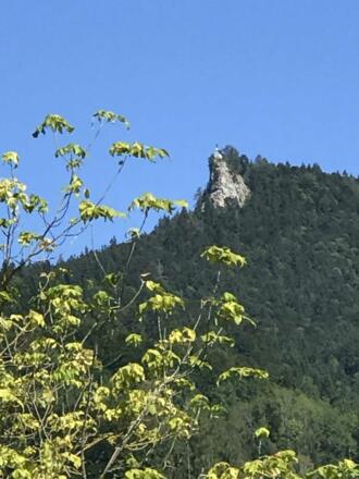 Ein Blick zum Riederstein und seiner kleinen Kapelle.