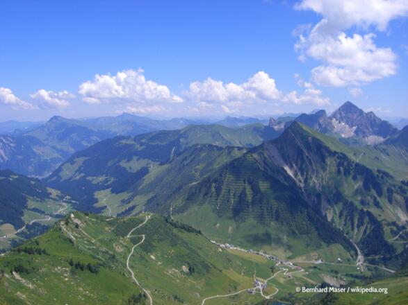Das Faschinajoch ist ein Gebirgspass in den Alpen