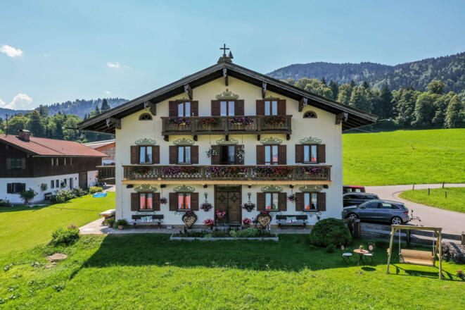 Frontansicht unseres Hofes