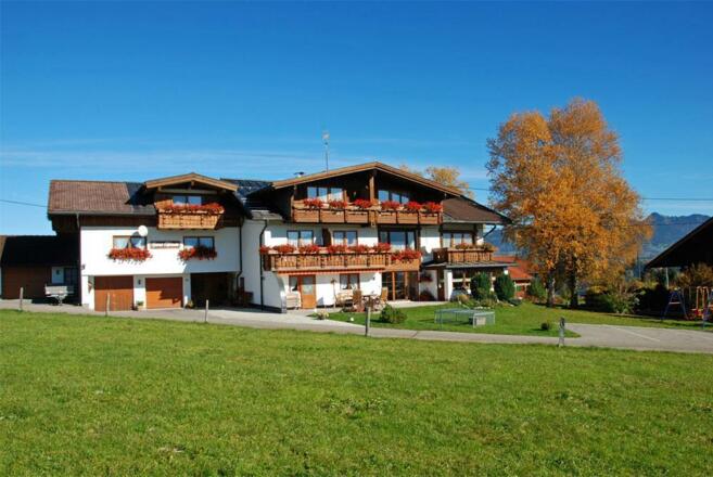 Ruhige Lage mit Aussicht