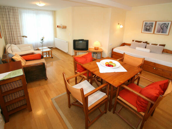 Ferienwohnung Buchsgarten - Wohn-/Schlafbereich