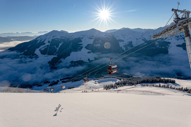 12er Kogel Bahn bei strahlendem Sonnenschein