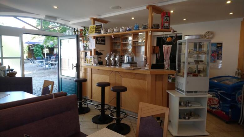 Dorfcafe Dörnbach_Innen_Schank_Fotonachweis Reingruber_13.08.20