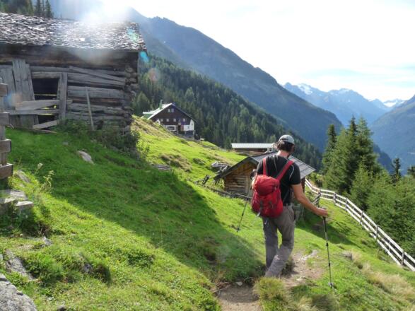 Nach gut 1,5 Stunden Gehzeit ist die Ludwigsburger Hütte erreicht.