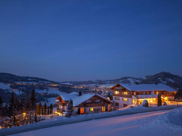 hausbild_5_winter_hotel_birkenhof_oberstaufen_allg