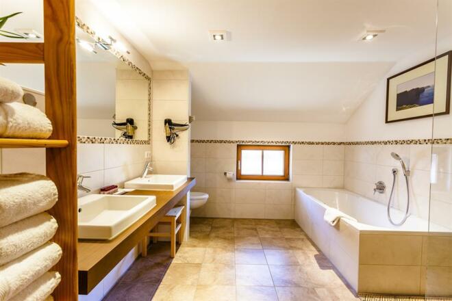 Bad im Familienzimmer