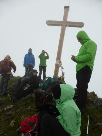 Gipfelkreuz au f dem klienen Patteriol.