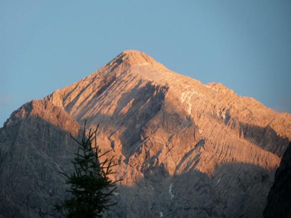 Alpenglühen an der Alpspitze