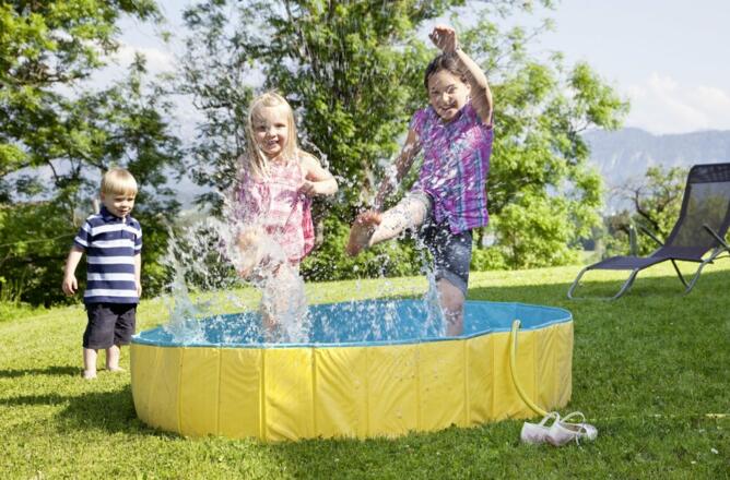 Sehr beliebt an heißen Tagen - unser Kinderpool