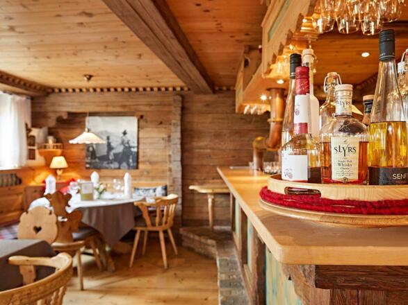 restaurant_stube_bardetail_hotel_birkenhof_obersta