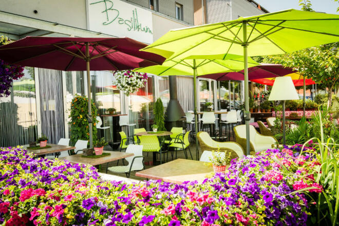 Gastgarten Basilikum