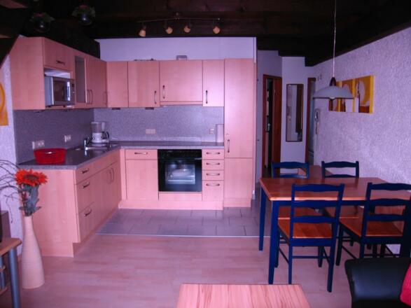 Küche und Essbereich