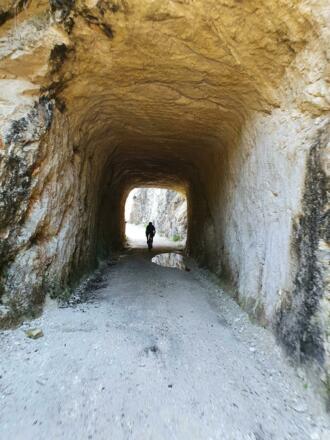 Tunnel entlang der Grimmigen Acht.