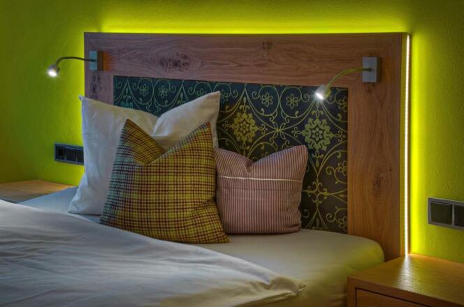 2015-ez-6-hotel-diana