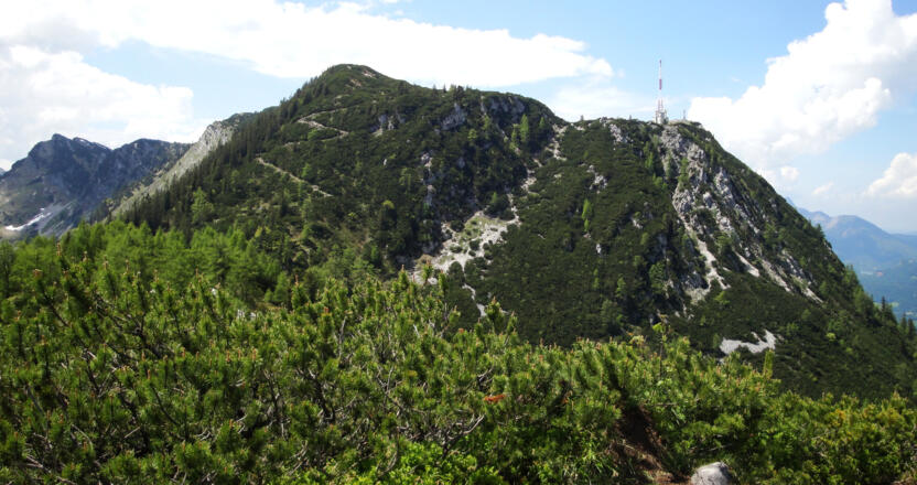 Vom Feuerkogel (Adamkogel) sieht man direkt zum Katrinkreuz