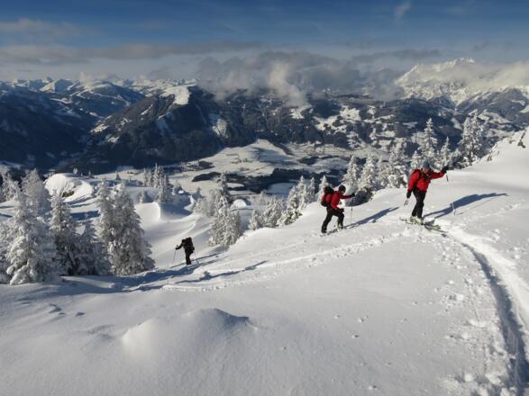 bietet gruppiertes Gelände ohne besondere Gefahrenstellen.