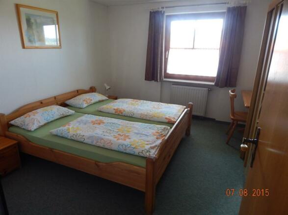 Wohnung Kapf Schlafzimmer 1