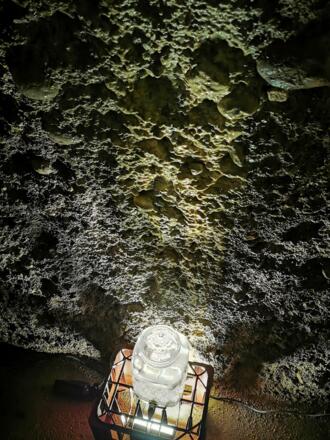 Wasserquelle (Trinkwasserqualität) im Casino Keller