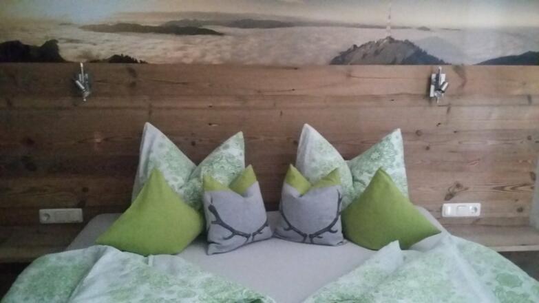 Schlafzimmer Mittagblick