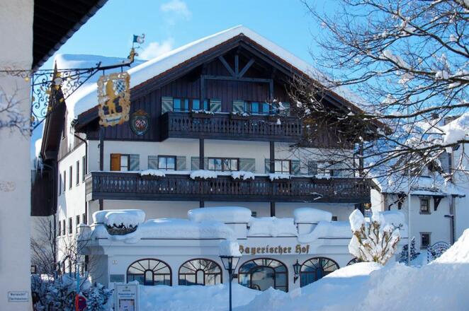 BH aussen Front Winter