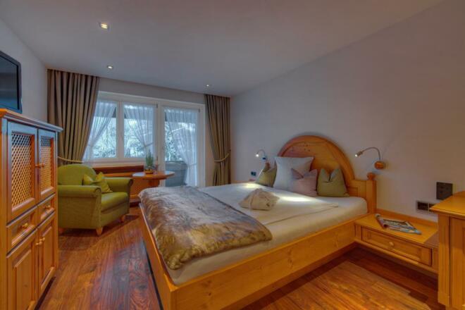 2015-ez-5-hotel-diana