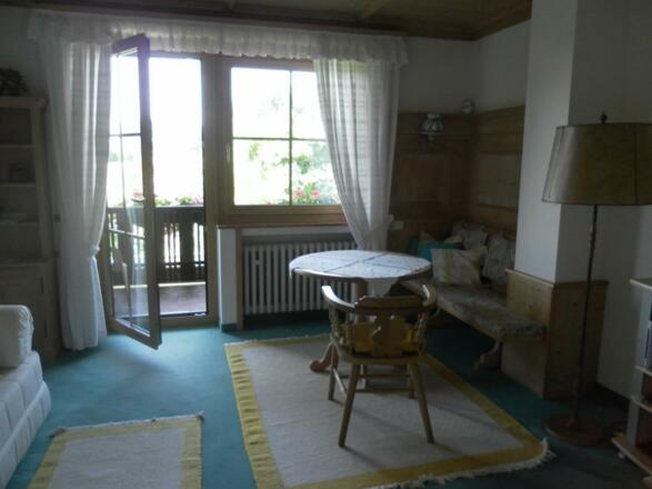 Ferienwohnung_Wohnzimmer_2