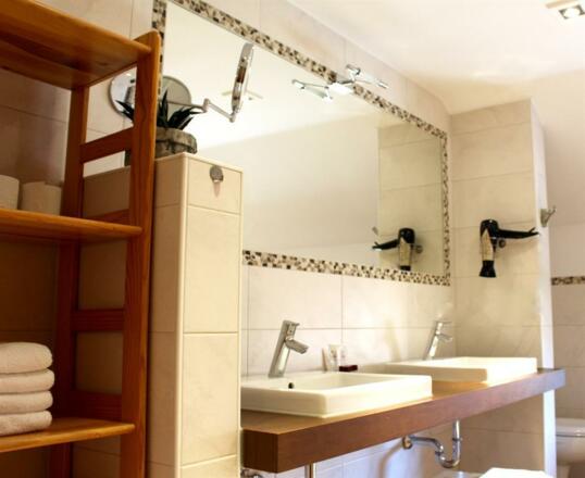 Bad im Familienzimmer