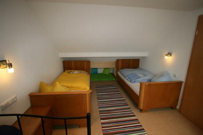 Kinderzimmer &quot;Golddistel&quot;